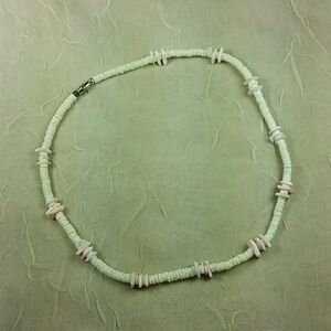 Vintage Puka Shell Necklace 16 Inch White Pink Surfer Beach Boho Y2K